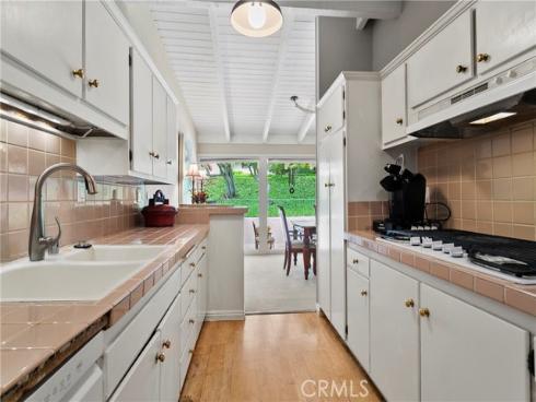 2114 Vista Entrada , Newport Beach, CA