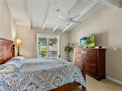 2114 Vista Entrada , Newport Beach, CA