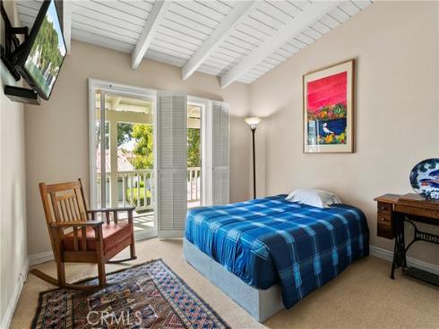 2114 Vista Entrada , Newport Beach, CA