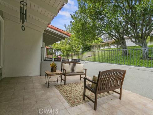 2114 Vista Entrada , Newport Beach, CA