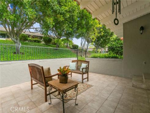 2114 Vista Entrada , Newport Beach, CA