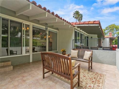 2114 Vista Entrada , Newport Beach, CA