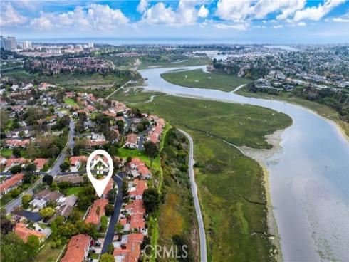 2114 Vista Entrada , Newport Beach, CA