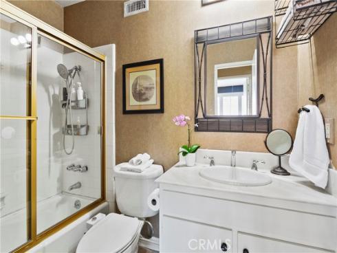 2114 Vista Entrada , Newport Beach, CA