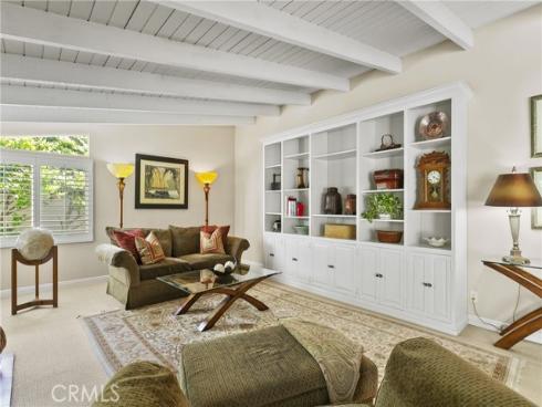 2114 Vista Entrada , Newport Beach, CA