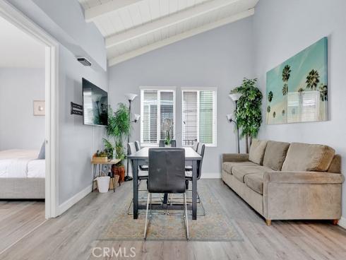 1320 W Balboa Boulevard, Newport Beach, CA