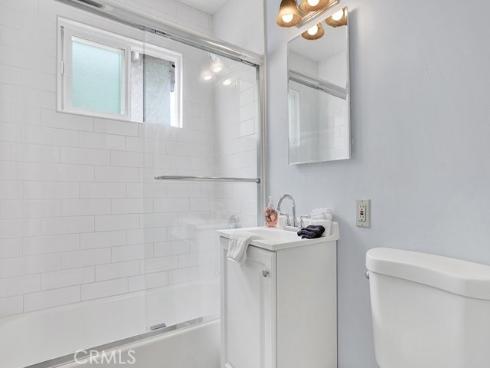 1320 W Balboa Boulevard, Newport Beach, CA