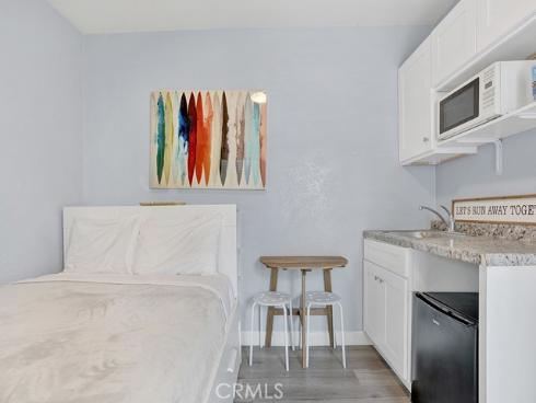 1320 W Balboa Boulevard, Newport Beach, CA