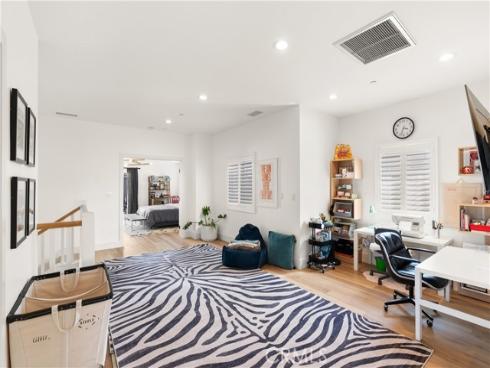 315  Lugonia   Street, Newport Beach, CA