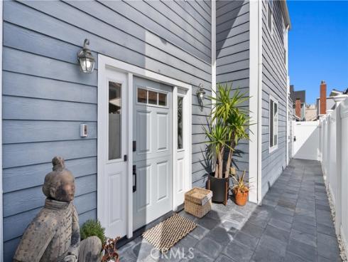 315  Lugonia   Street, Newport Beach, CA