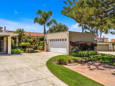 2117 Vista Entrada , Newport Beach, CA