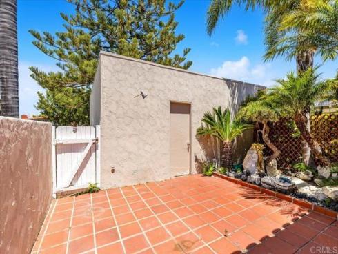 2117 Vista Entrada , Newport Beach, CA