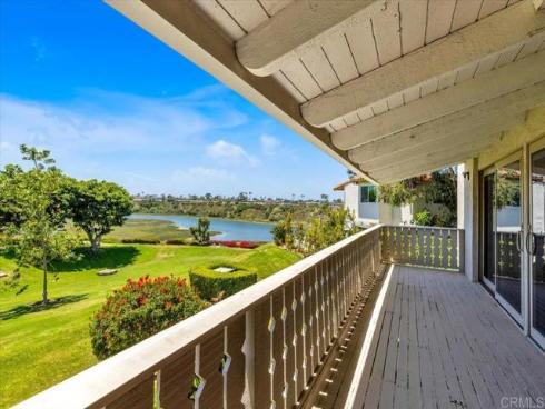 2117 Vista Entrada , Newport Beach, CA