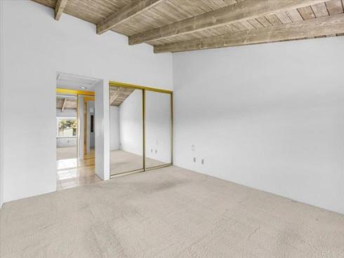 2117 Vista Entrada , Newport Beach, CA