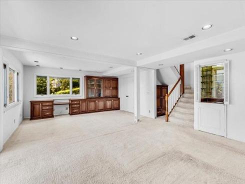 2117 Vista Entrada , Newport Beach, CA