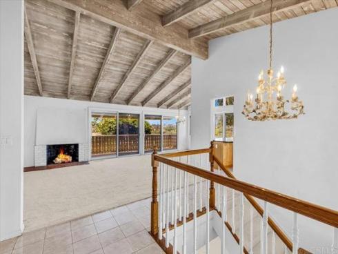 2117 Vista Entrada , Newport Beach, CA