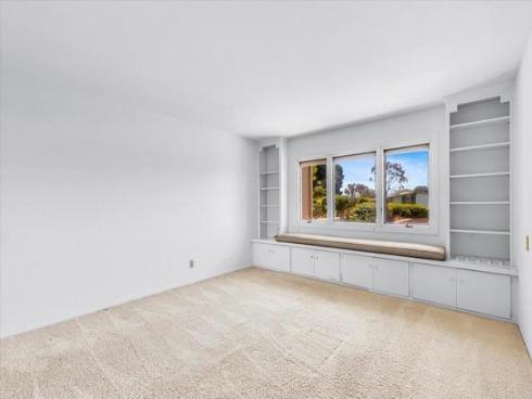 2117 Vista Entrada , Newport Beach, CA