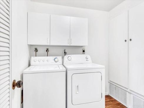 2117 Vista Entrada , Newport Beach, CA