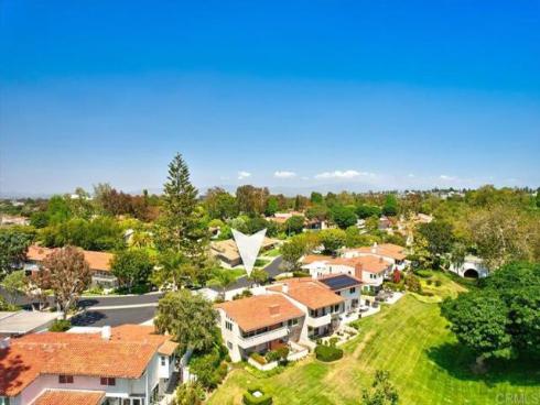 2117 Vista Entrada , Newport Beach, CA