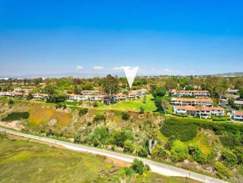 2117 Vista Entrada , Newport Beach, CA