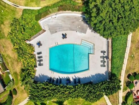 2117 Vista Entrada , Newport Beach, CA