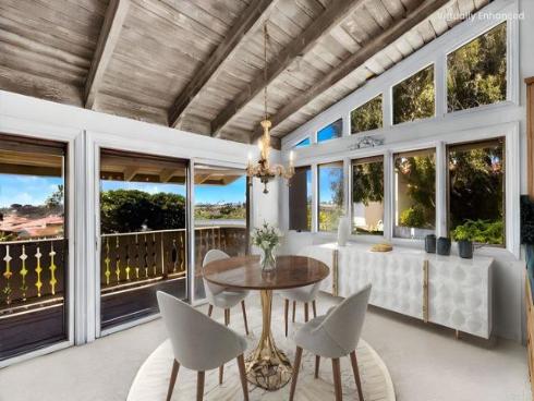 2117 Vista Entrada , Newport Beach, CA