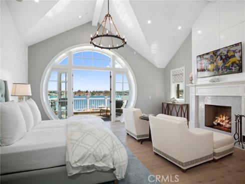 1324 E Balboa   Boulevard, Newport Beach, CA