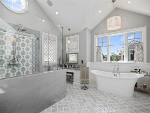 1324 E Balboa   Boulevard, Newport Beach, CA