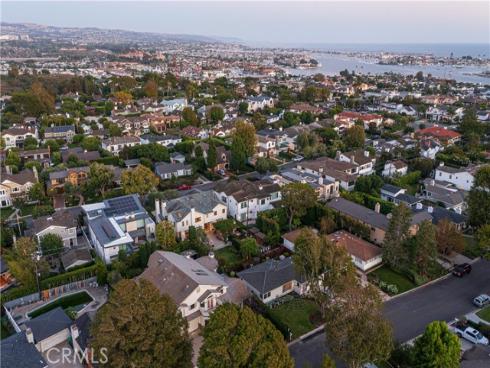 411  Snug Harbor   Road, Newport Beach, CA