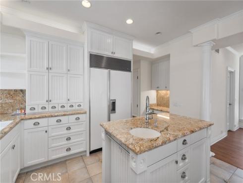 327 Amethyst Avenue, Newport Beach, CA