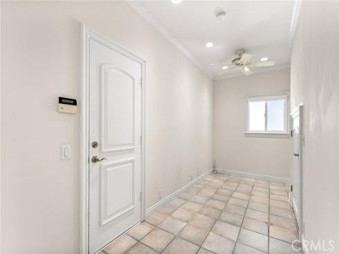 327 Amethyst Avenue, Newport Beach, CA