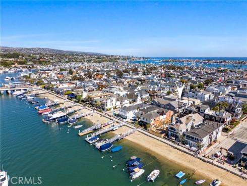 327 Amethyst Avenue, Newport Beach, CA