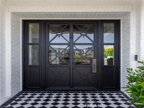 1110 Kings Road, Newport Beach, CA