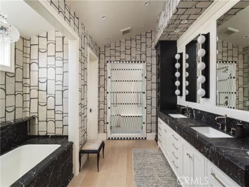 1110 Kings Road, Newport Beach, CA