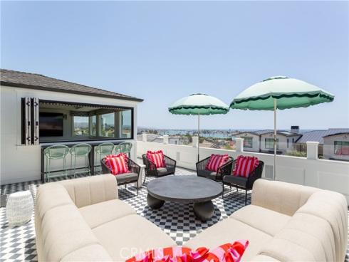 1110 Kings Road, Newport Beach, CA