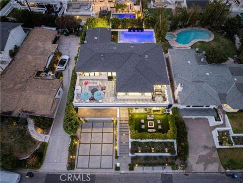 1110 Kings Road, Newport Beach, CA