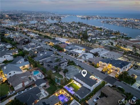 1110  Kings   Road, Newport Beach, CA