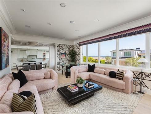 1110 Kings Road, Newport Beach, CA