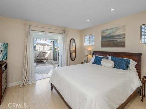 259  62nd  , Newport Beach, CA