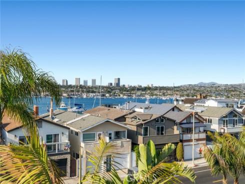 1201 E Balboa   Boulevard, Newport Beach, CA