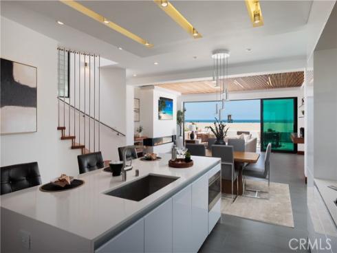 7104 W Oceanfront  , Newport Beach, CA