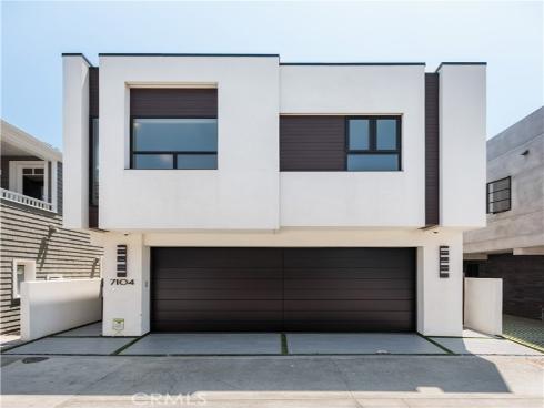 7104 W Oceanfront  , Newport Beach, CA