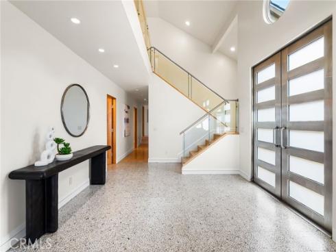 1554 E Oceanfront  , Newport Beach, CA