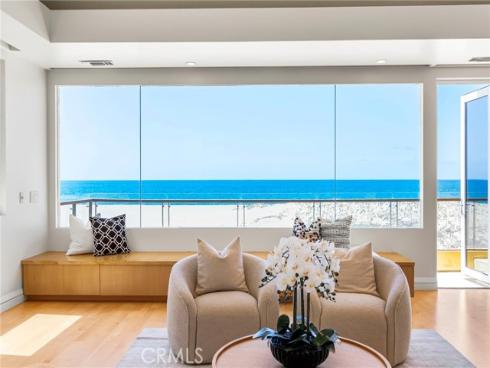 1554 E Oceanfront  , Newport Beach, CA