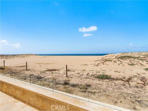 1554 E Oceanfront  , Newport Beach, CA