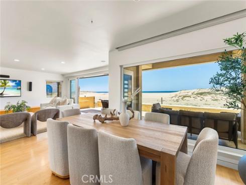 1554 E Oceanfront  , Newport Beach, CA