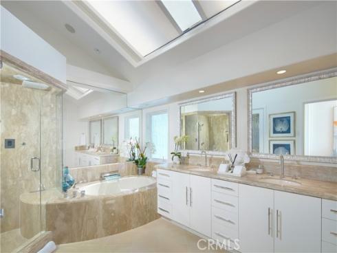 1510 E Oceanfront  , Newport Beach, CA