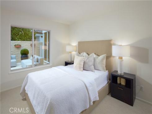 29 Linda Isle, Newport Beach, CA