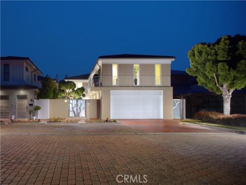 29 Linda Isle, Newport Beach, CA