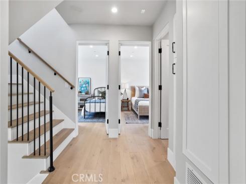 825 W Bay A Avenue, Newport Beach, CA